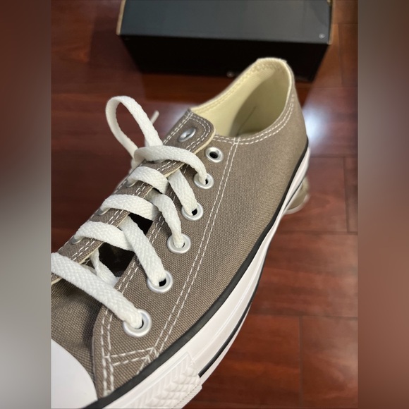 Converse CTAS OX Low Top Womens 7.5 Classic Taupe Canvas Sneaker Shoe A08631F - Picture 12 of 16